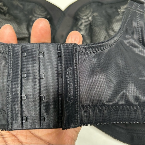 Glamorise Elegant Black Lace Women's Bra with Adjustable Straps Size 48F. - Picture 7 of 13